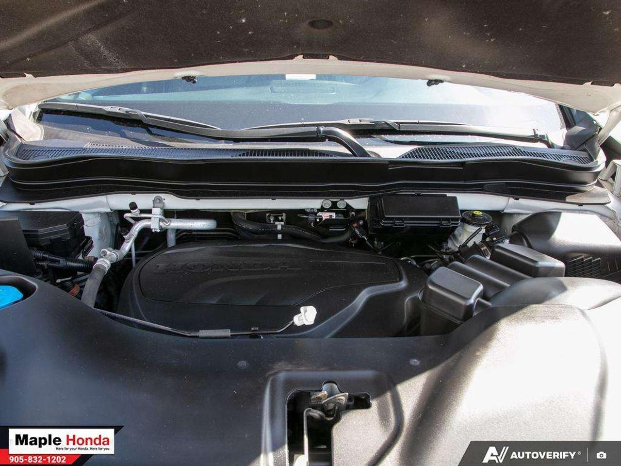 2022 Honda Pilot Leather Seats| Navigation| DVD| Panoramic roof| Photo