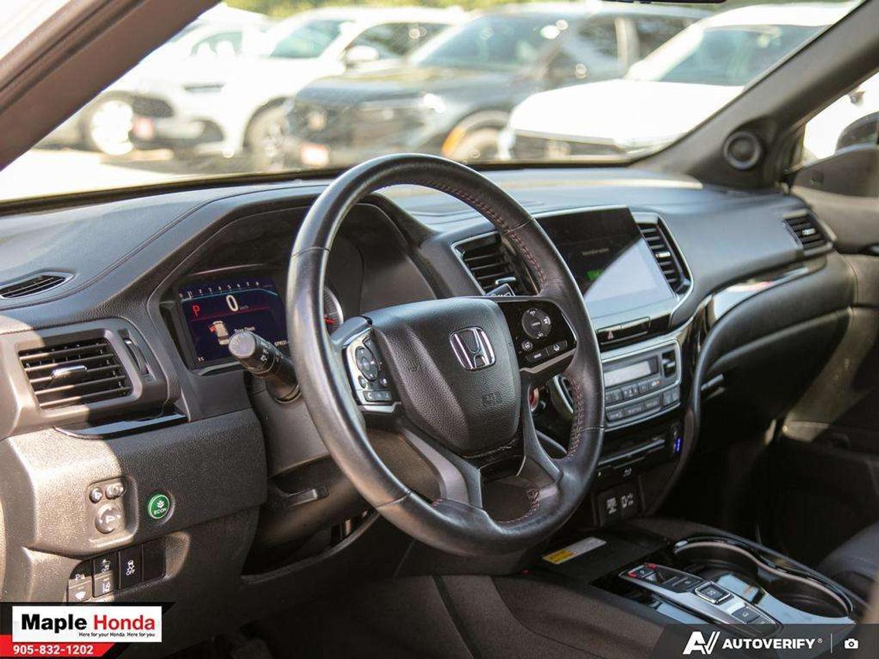 2022 Honda Pilot Leather Seats| Navigation| DVD| Panoramic roof| Photo