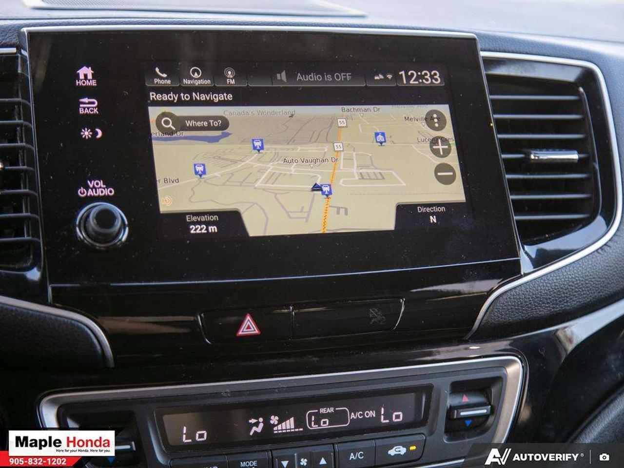 2022 Honda Pilot Leather Seats| Navigation| DVD| Panoramic roof| Photo