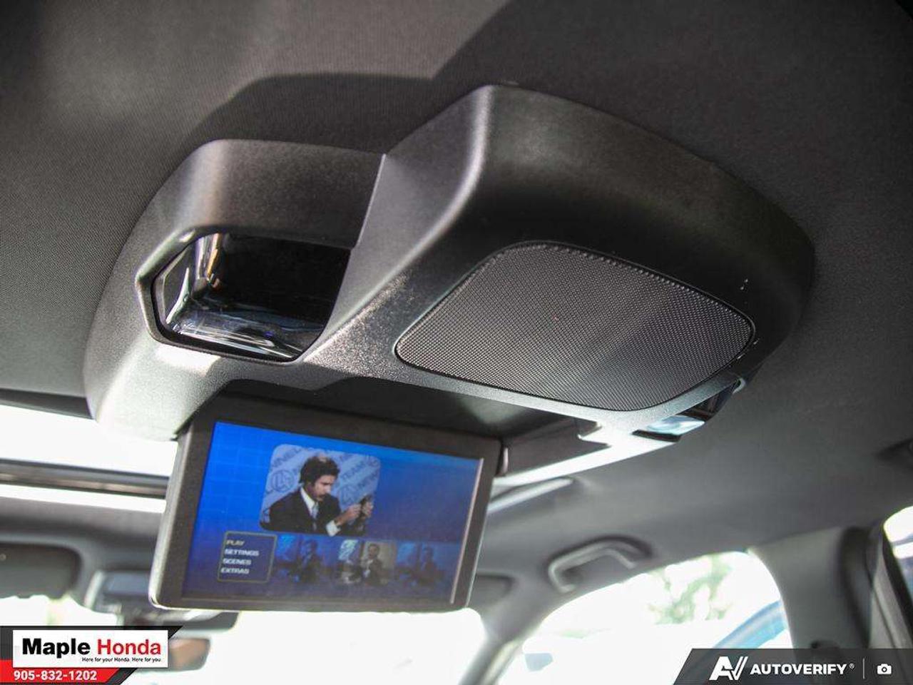 2022 Honda Pilot Leather Seats| Navigation| DVD| Panoramic roof| Photo