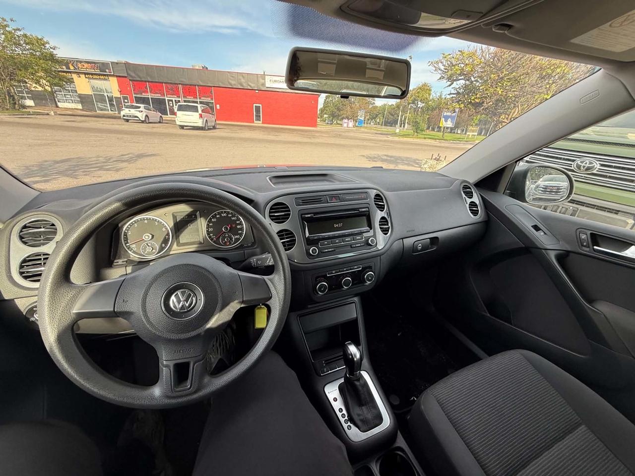 2012 Volkswagen Tiguan SE Photo