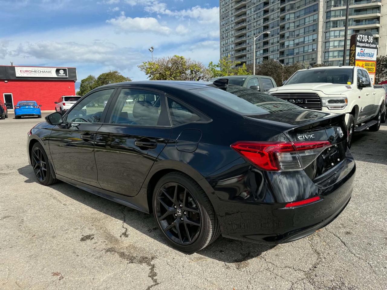 2023 Honda Civic Sport Photo
