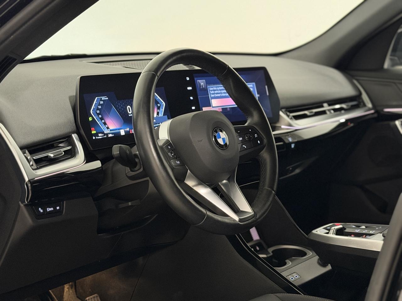 2025 BMW X2 xDrive28i COUPE | WIRELESS CARPLAY | PANOROOF Photo