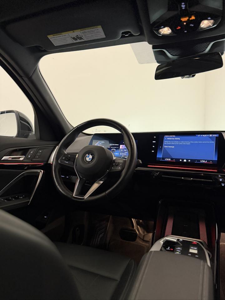 2025 BMW X2 xDrive28i COUPE | WIRELESS CARPLAY | PANOROOF Photo