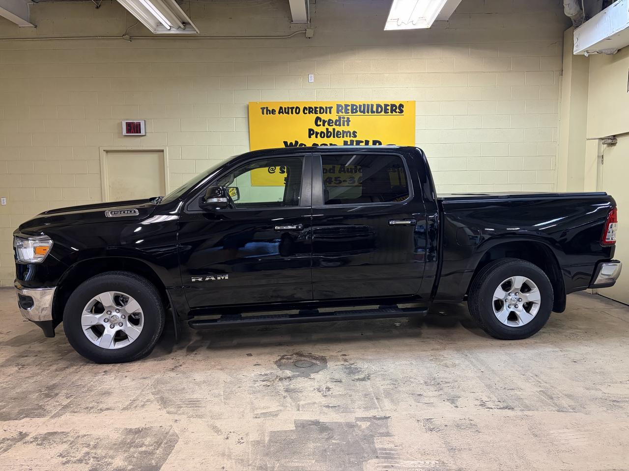 2020 RAM 1500 Big Horn Photo3