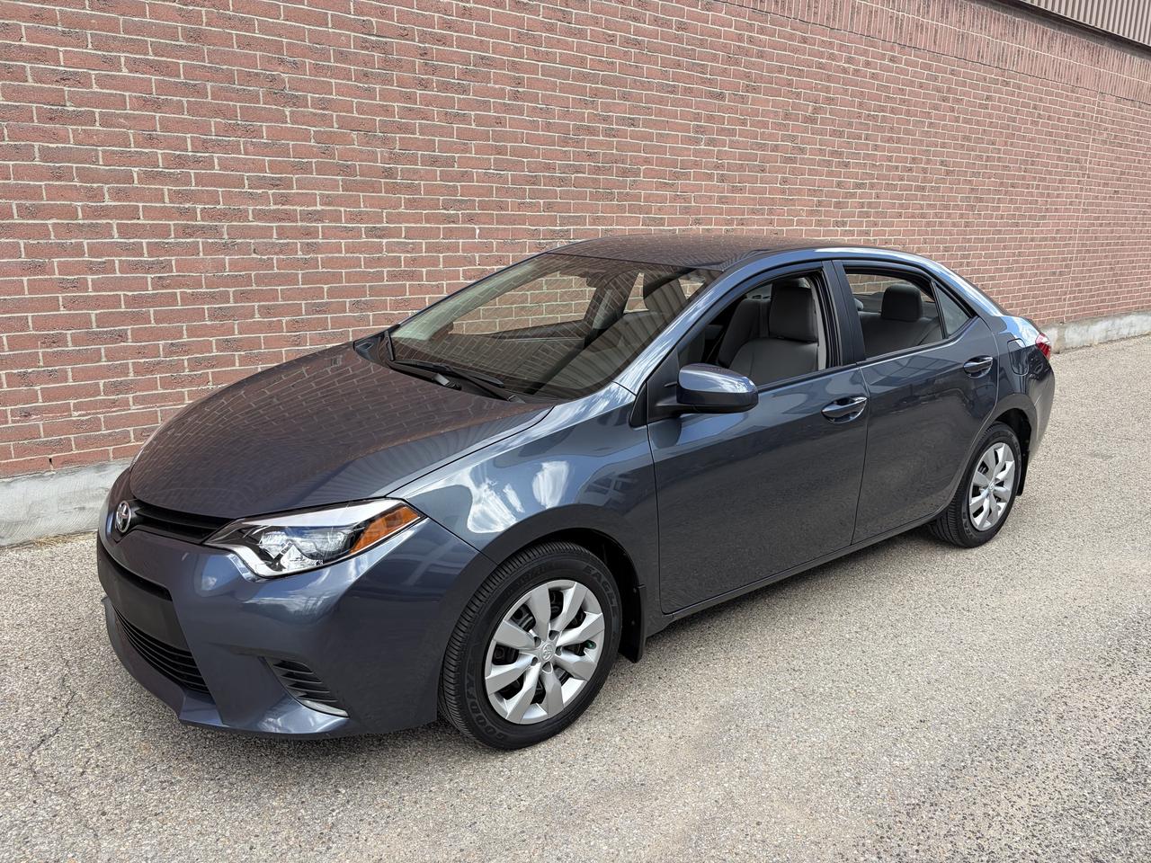 2015 Toyota Corolla LE Photo