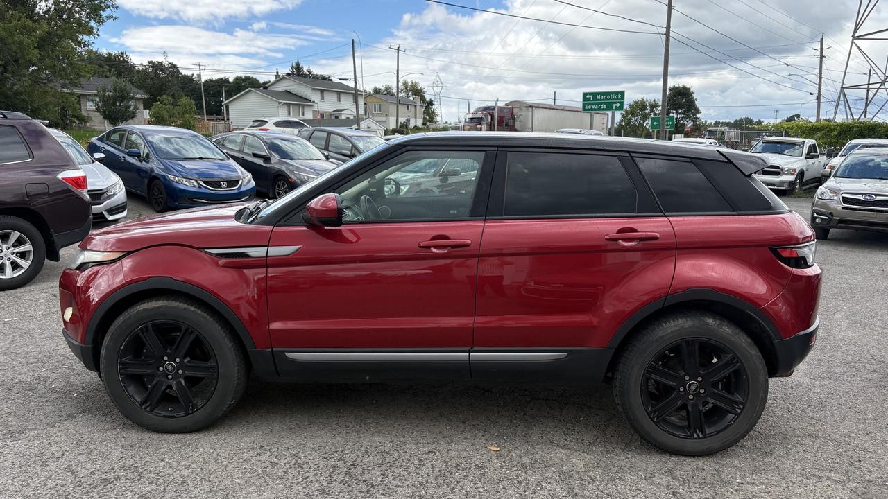 2015 Land Rover Range Rover Evoque Pure Plus Photo1