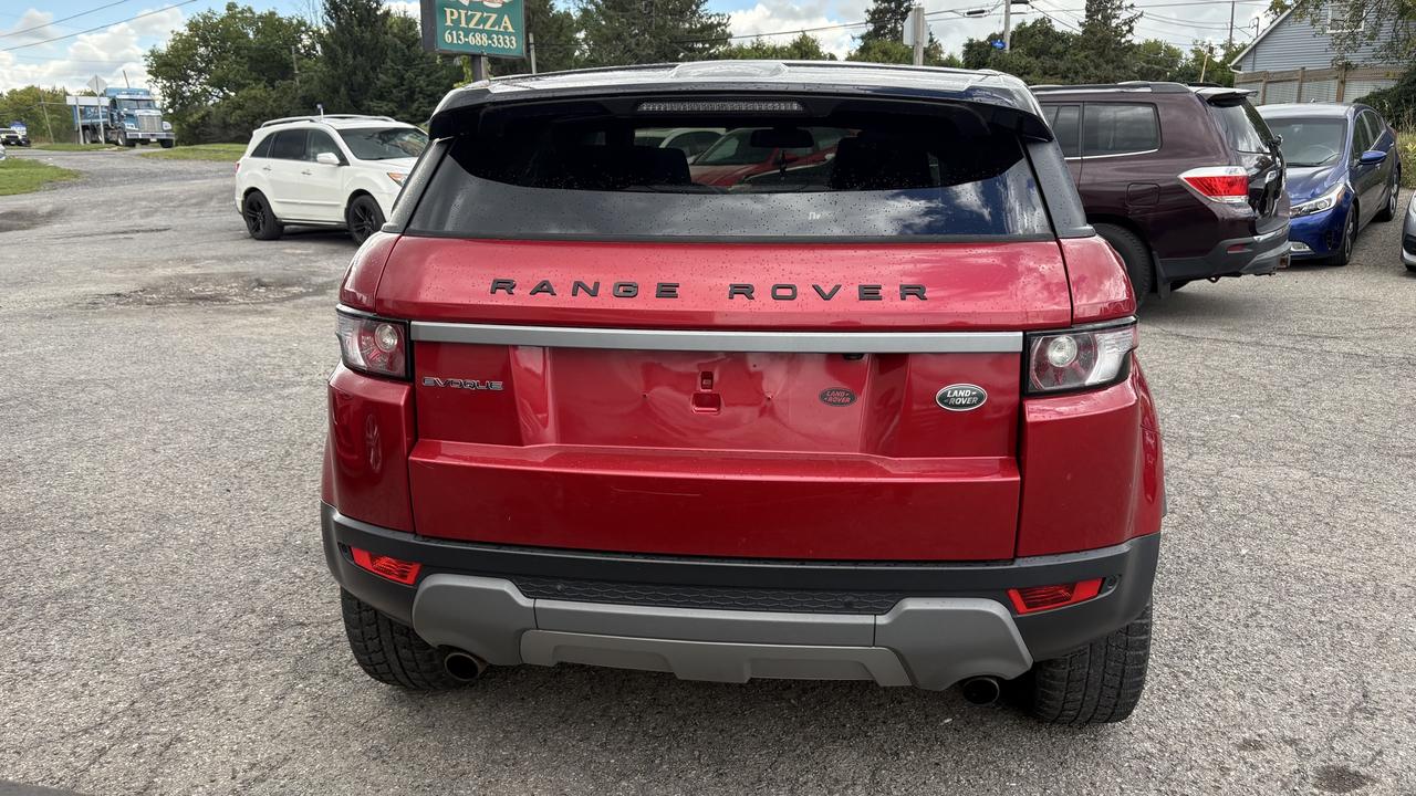 2015 Land Rover Range Rover Evoque Pure Plus Photo3
