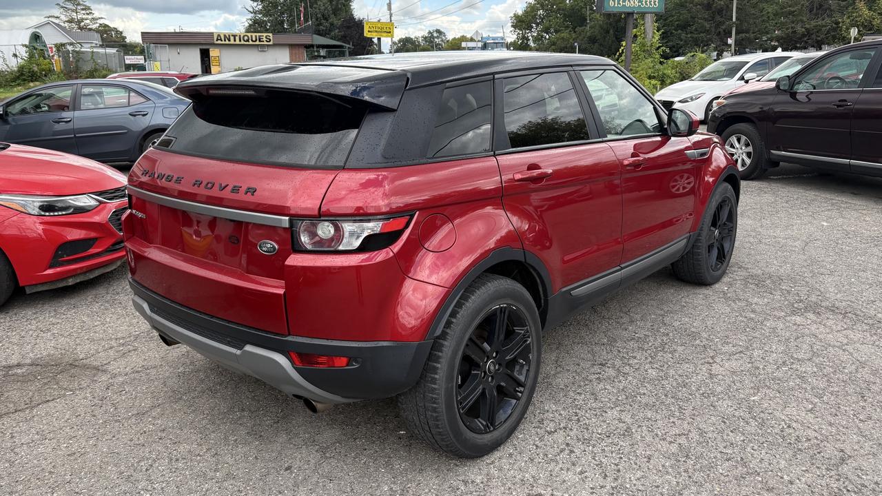 2015 Land Rover Range Rover Evoque Pure Plus Photo