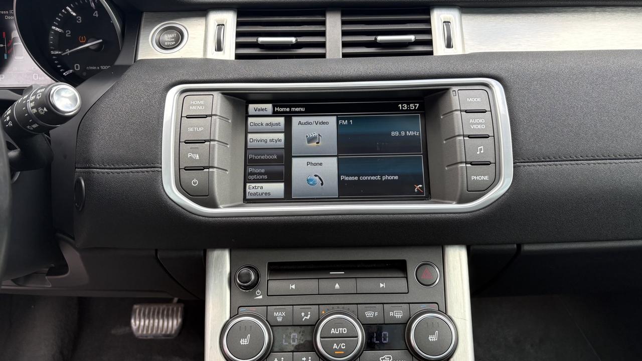 2015 Land Rover Range Rover Evoque Pure Plus Photo