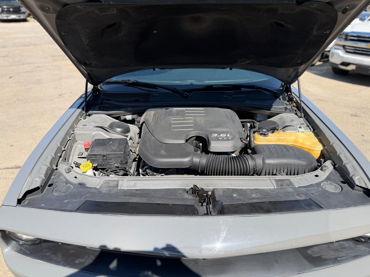 2019 Dodge Challenger SXT AWD Photo
