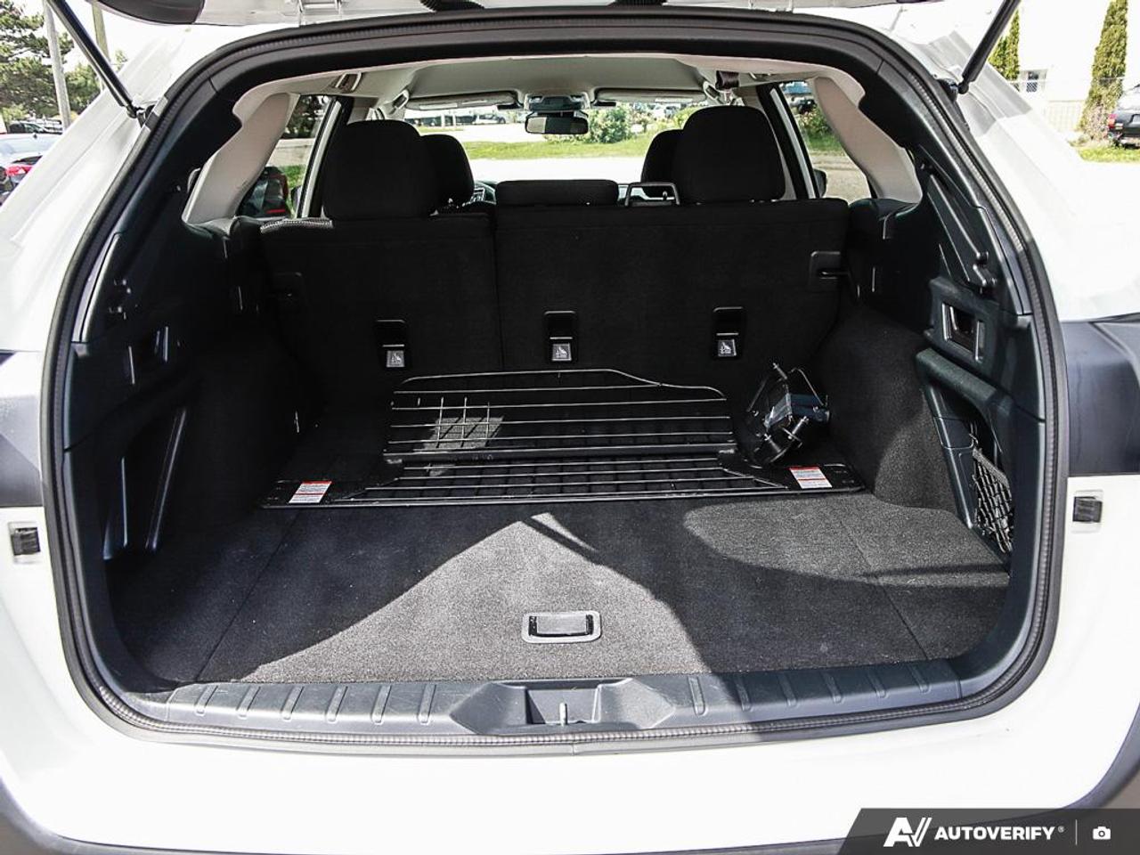 2024 Subaru Outback Convenience, AWD, R/V CAM, HEATED SEATS & S.WHEEL - Photo #11