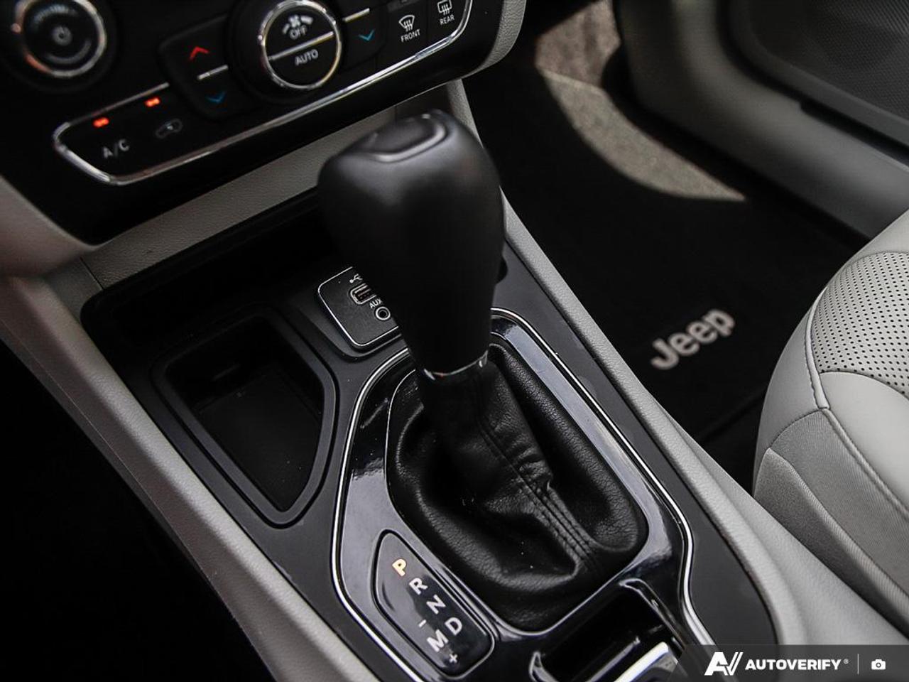 2019 Jeep Cherokee Limited FWD, REMOTE START, R/V CAM, PWR T/GATE - Photo #19