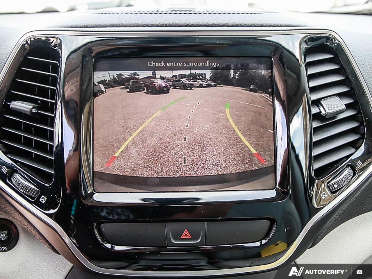 2019 Jeep Cherokee Limited FWD, REMOTE START, R/V CAM, PWR T/GATE Photo