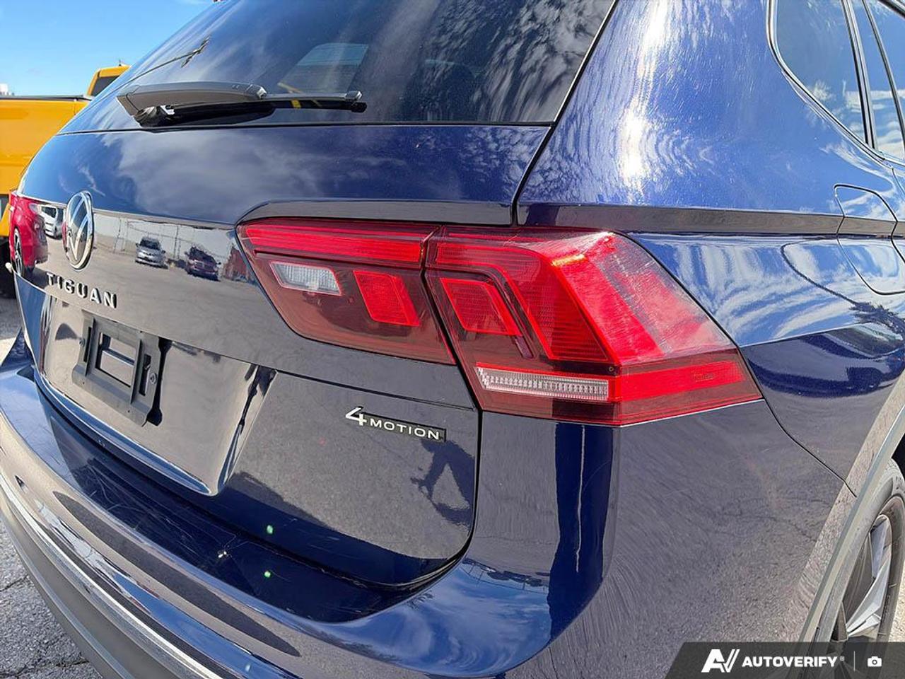 2024 Volkswagen Tiguan Comfortline PANORAMIC POWER SUNROOF Photo