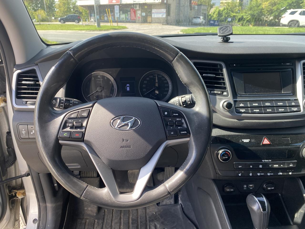 2017 Hyundai Tucson AWD 4DR 1.6L SE Photo