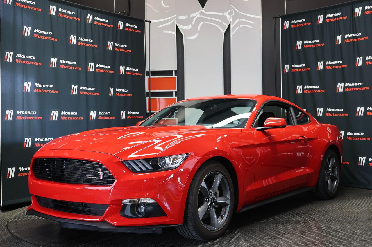2017 Ford Mustang V6 - LOW KM|6SPD|CAMERA|18"ALLOY WHEELS - Photo #1