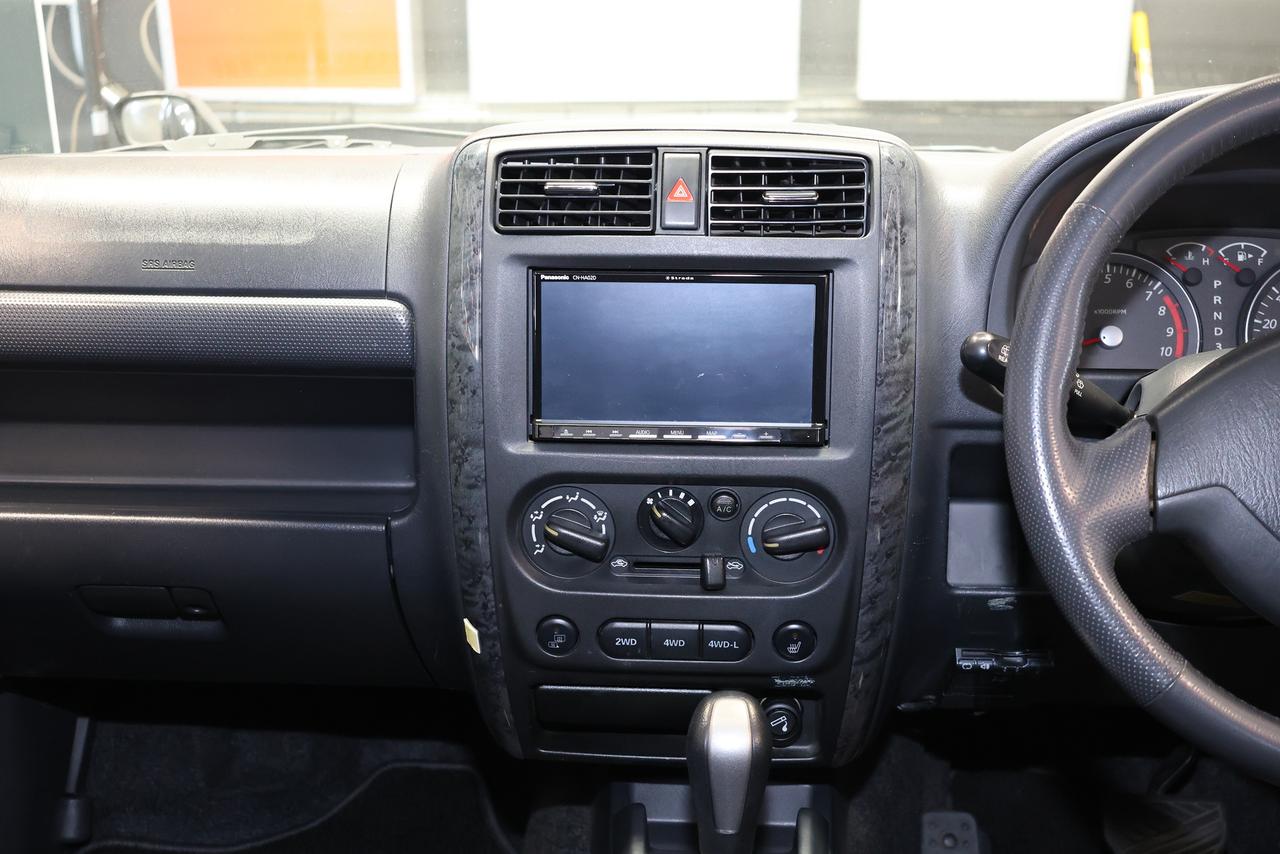 2005 Suzuki Jimny Land Venture RHD 4WD Photo