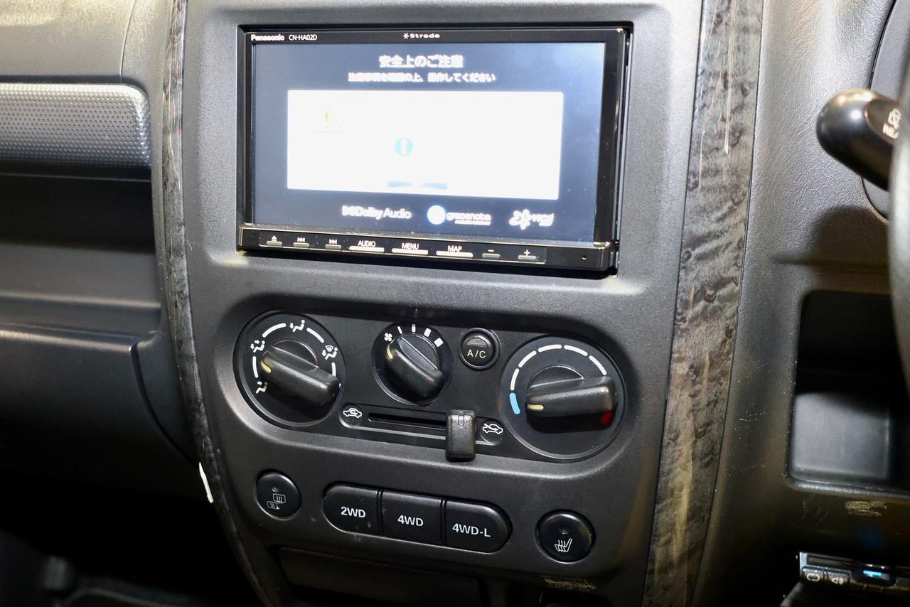 2005 Suzuki Jimny Land Venture RHD 4WD Photo