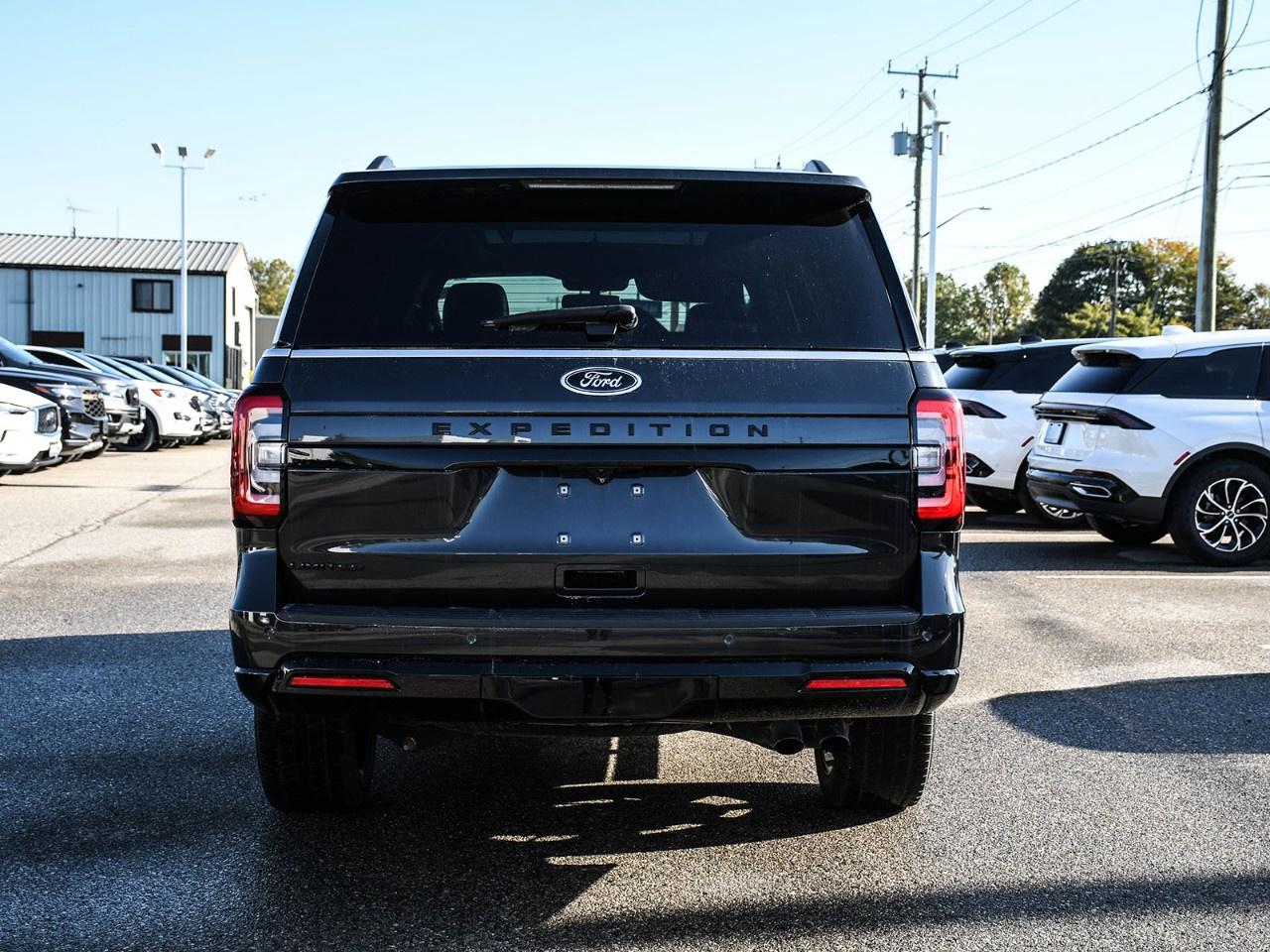 2023 Ford Expedition Limited 4X4 Photo