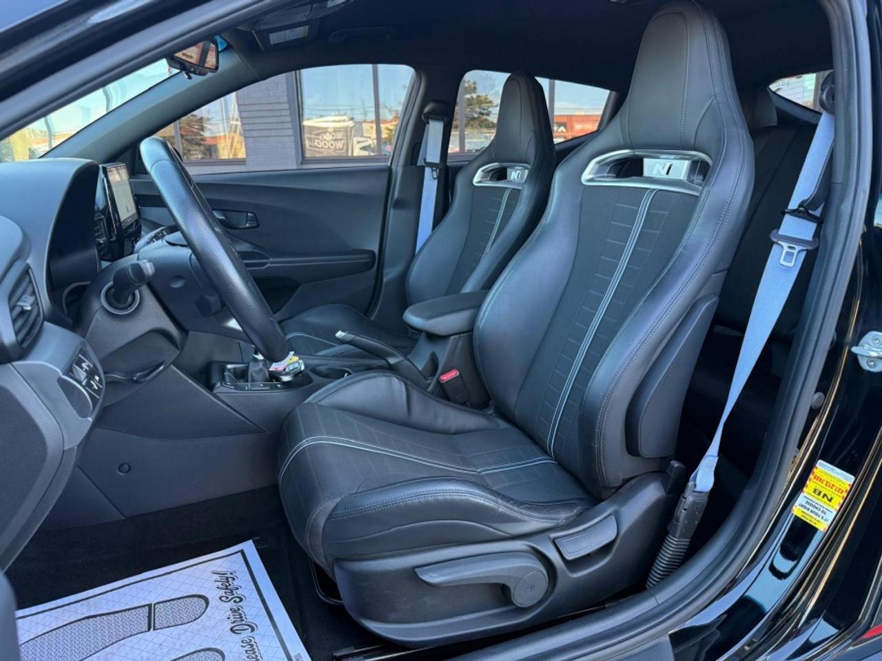 2021 Hyundai Veloster N 6-Speed /TURBO /N sport seats /carplay Photo