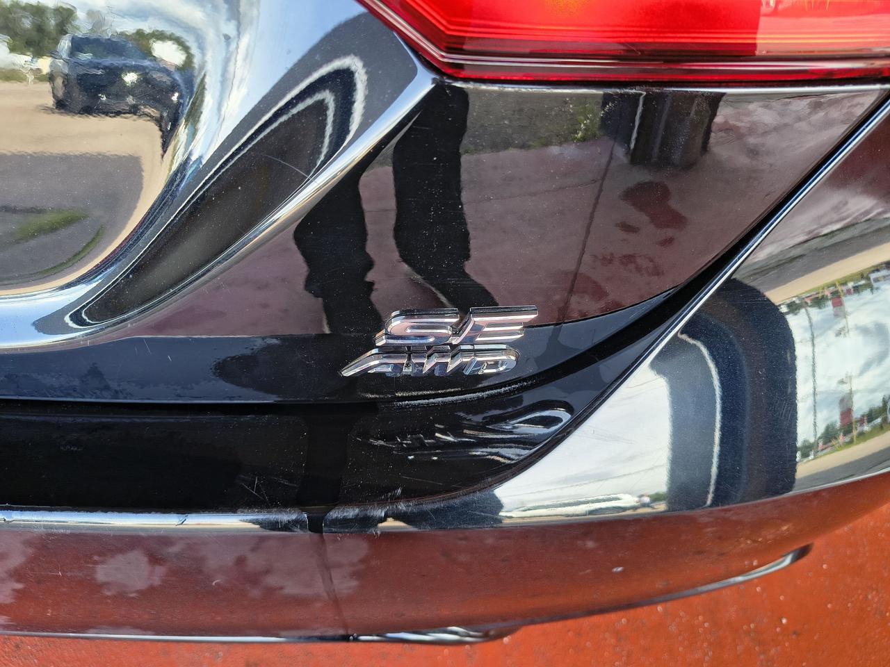 2021 Toyota Camry SE Photo