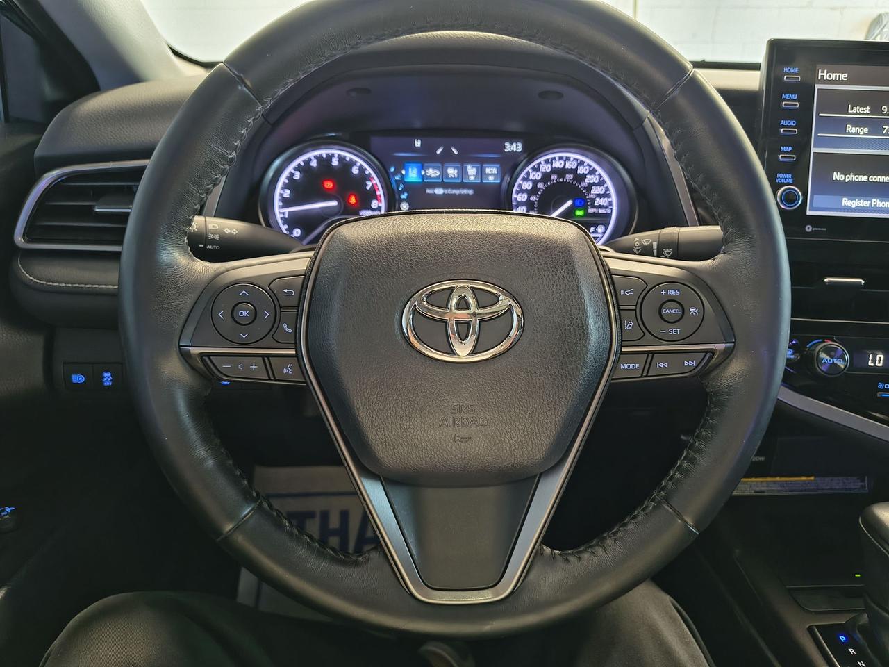 2021 Toyota Camry SE Photo0