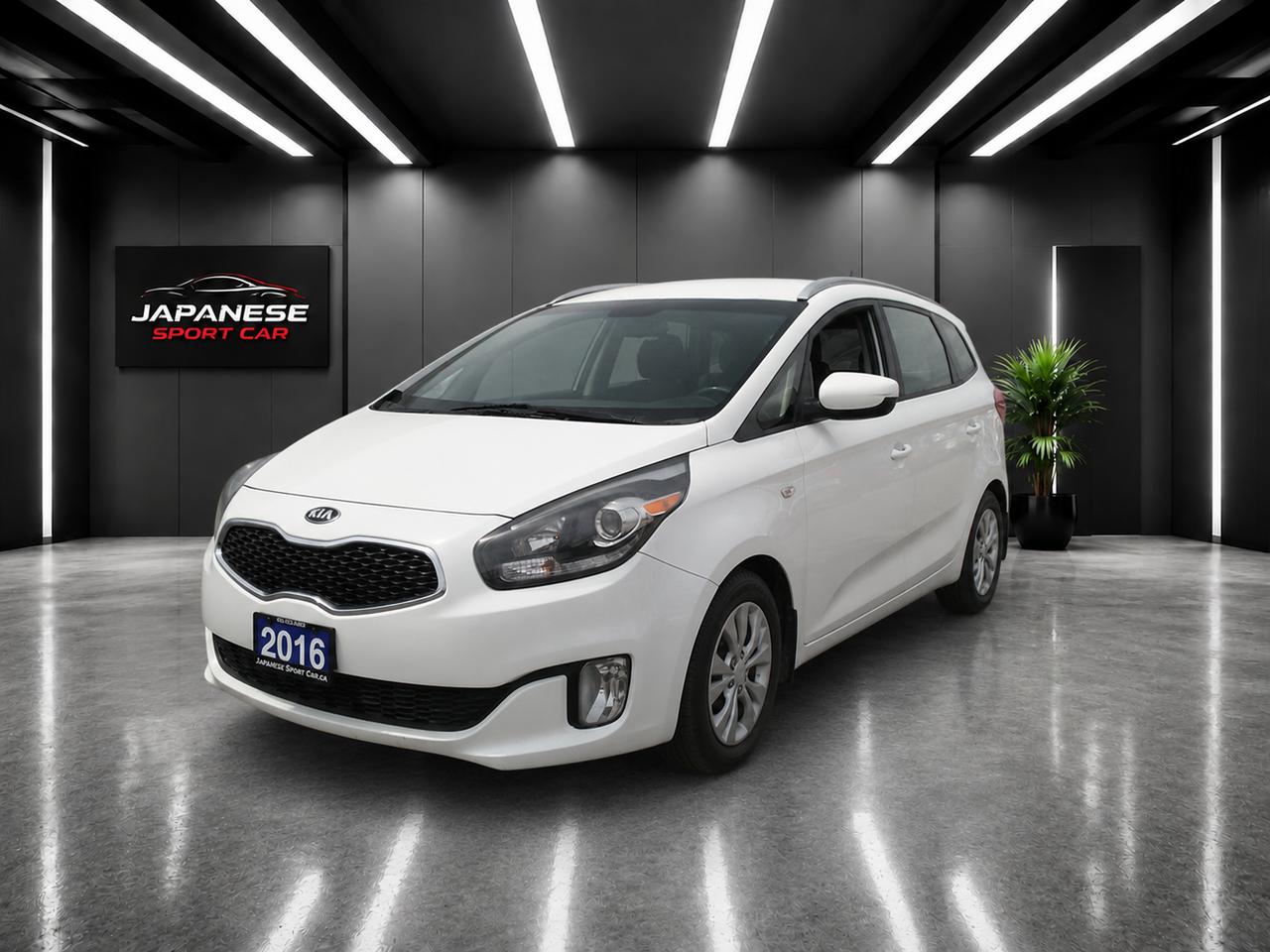 White 2016 Kia Rondo SUV / Crossover Automatic