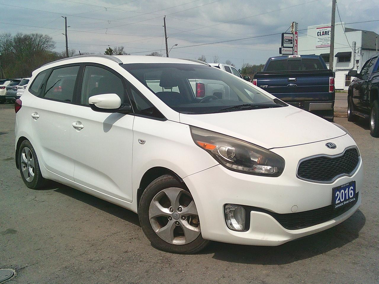 2016 Kia Rondo