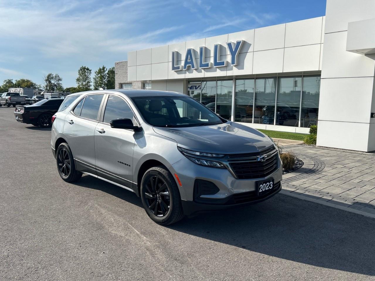2023 Chevrolet Equinox AWD LS Photo