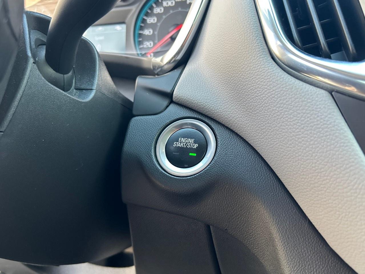 2023 Chevrolet Equinox AWD LS Photo