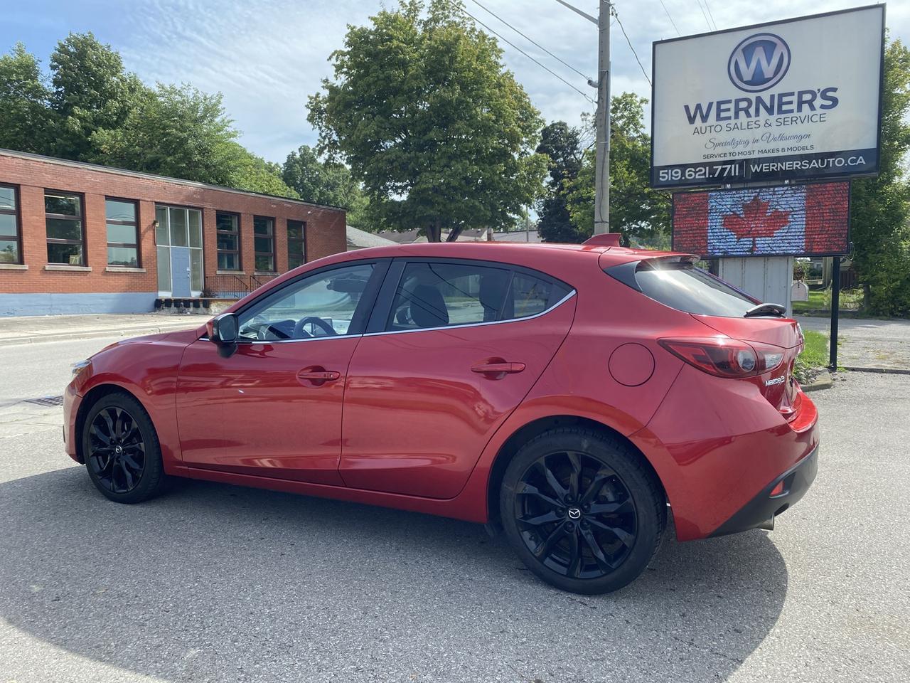 2015 Mazda MAZDA3 s Grand Touring AT 5-Door - Photo #2