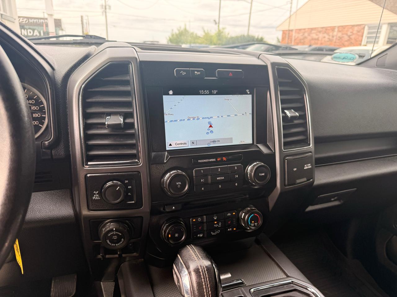 2017 Ford F-150 XLT | 5.0L V8 | Clean CARFAX Photo