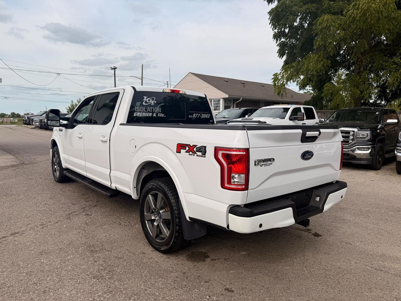 2017 Ford F-150 XLT | 5.0L V8 | Clean CARFAX Photo4