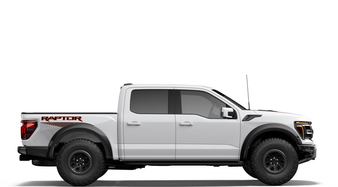 2026 Ford F-150 Raptor 4WD SuperCrew 5.5' Box Photo4