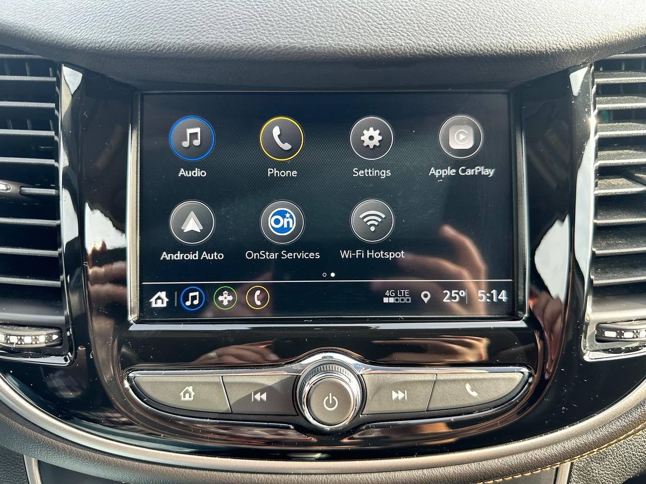 2018 Chevrolet Trax LT AWD Cloth BackupCam XM Bluetooth RemoteStart AC Photo