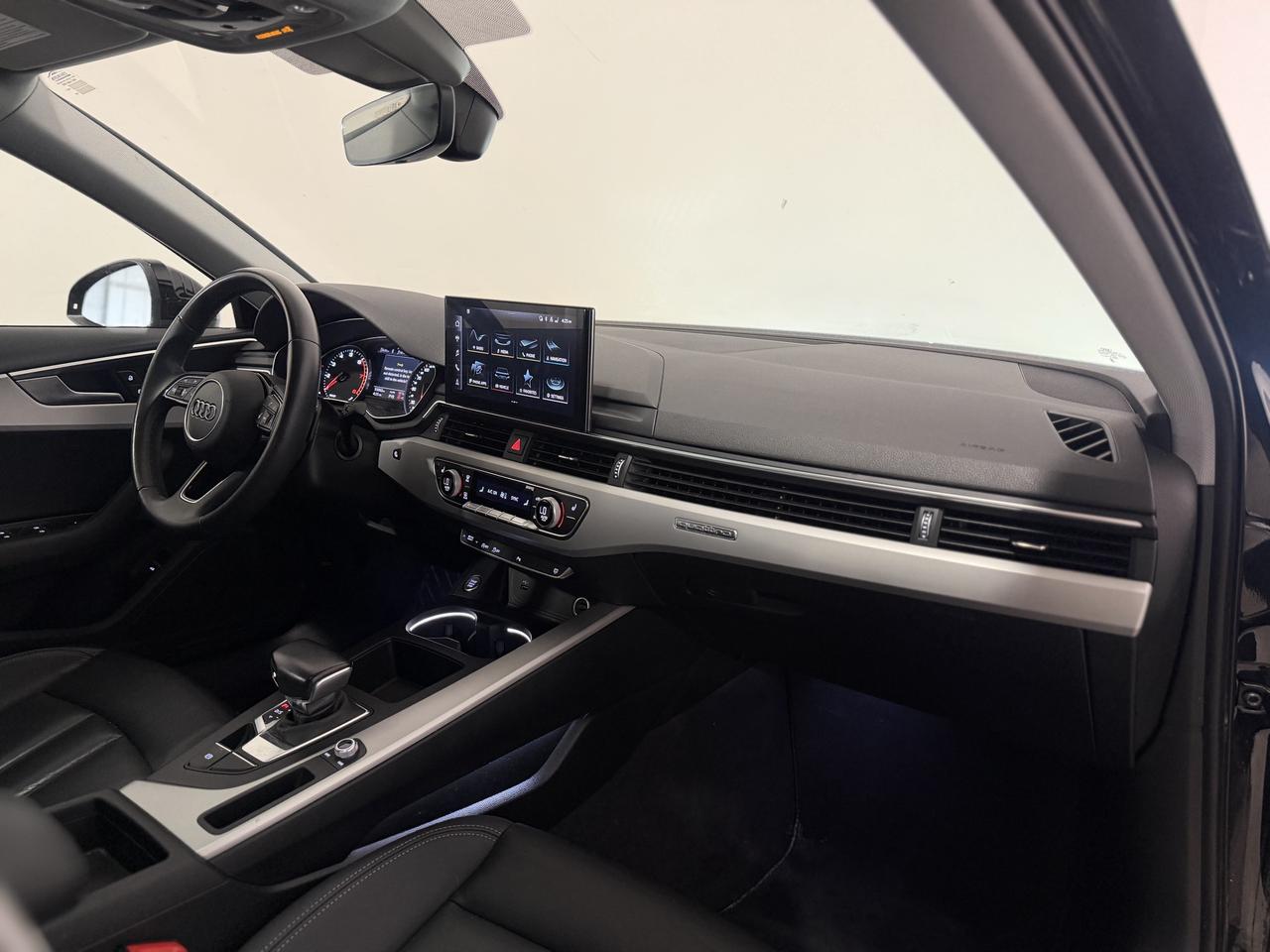 2023 Audi A4 KOMFORT | WIRELESS CARPLAY | SUNROOF | LEATHER INT Photo