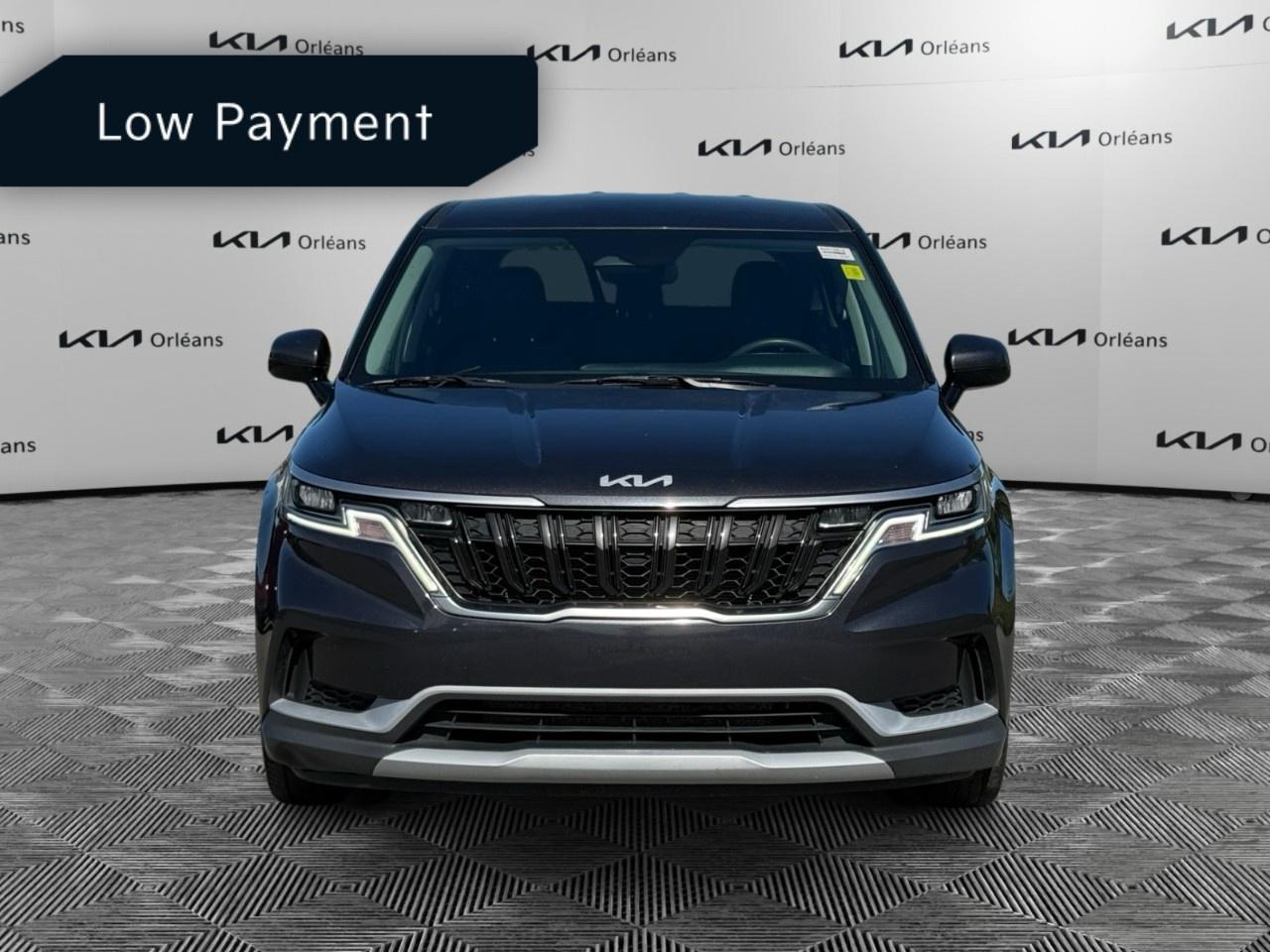 2023 Kia Carnival LX FWD Photo