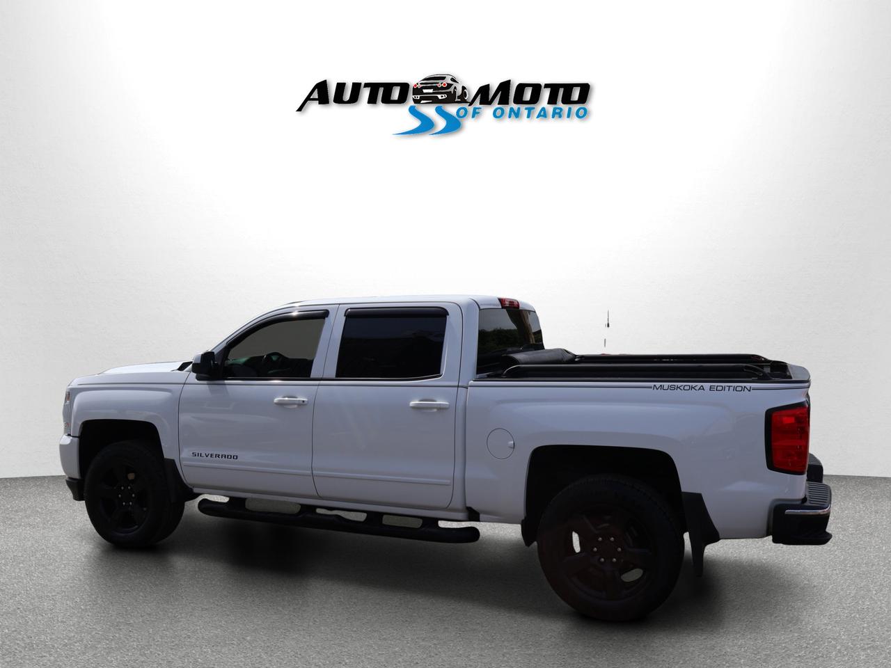 2018 Chevrolet Silverado 1500 V8 LT CREW CAB 4WD *ACCIDENT FREE*CHEVY MAINTAIN* CAMERA NAV BLUETOOTH HEATED SEATS CRUISE ALLOYS Photo4