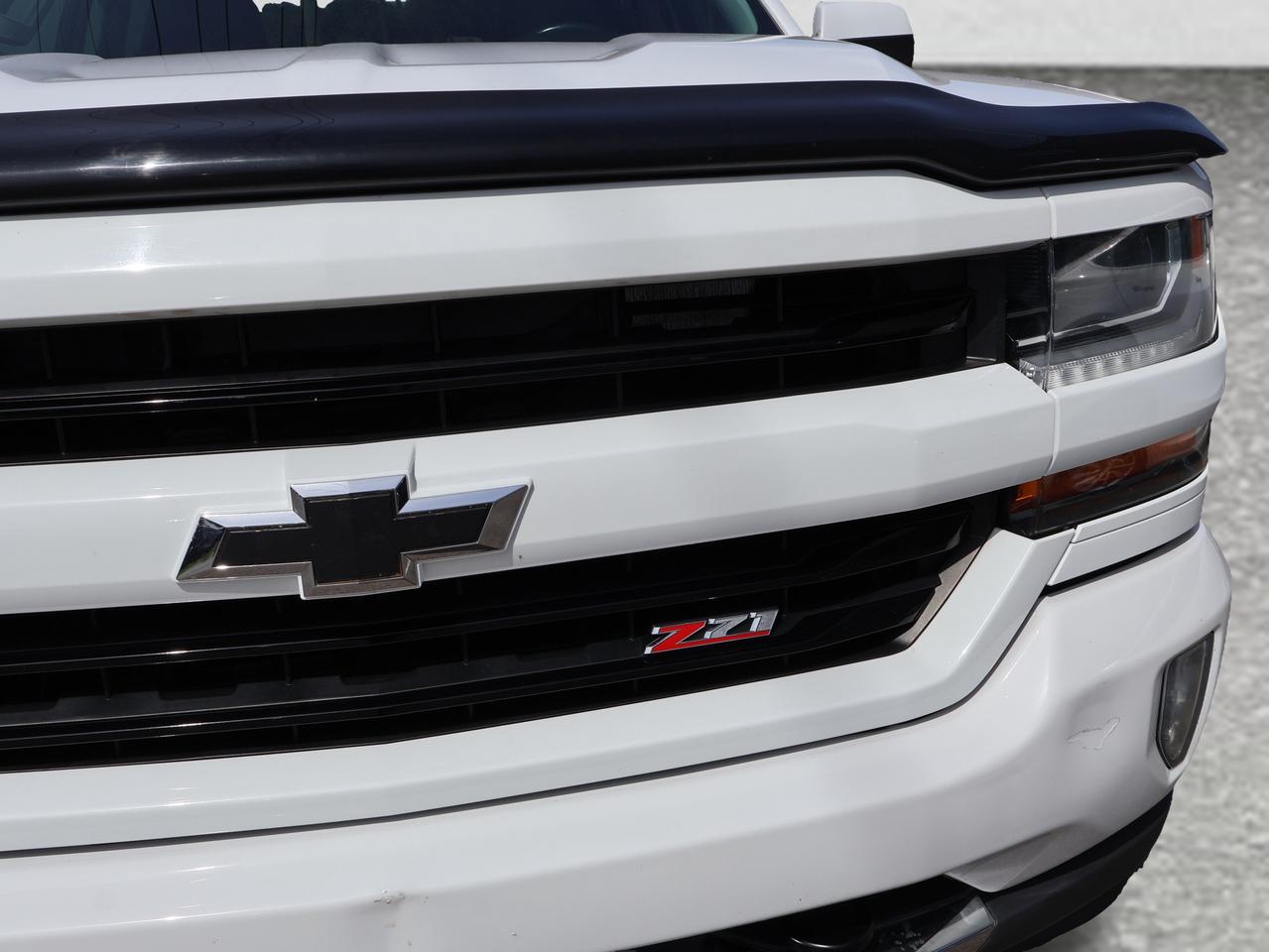 2018 Chevrolet Silverado 1500 V8 LT CREW CAB 4WD *ACCIDENT FREE*CHEVY MAINTAIN* CAMERA NAV BLUETOOTH HEATED SEATS CRUISE ALLOYS Photo