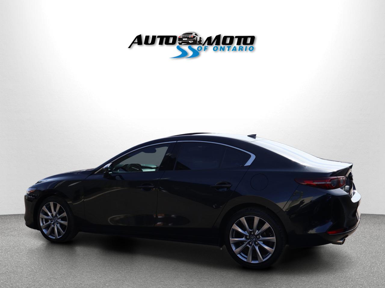 2020 Mazda MAZDA3 GT AWD *MAZDA MAINTAIN* CAMERA NAV BLUETOOTH LEATHER HEATED SEATS SUNROOF CRUISE ALLOYS Photo