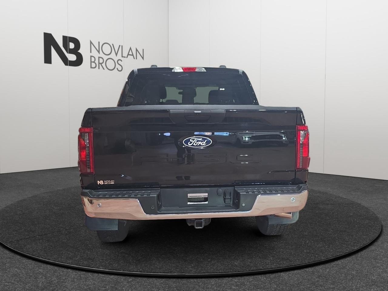 2025 Ford F-150 XLT Photo3