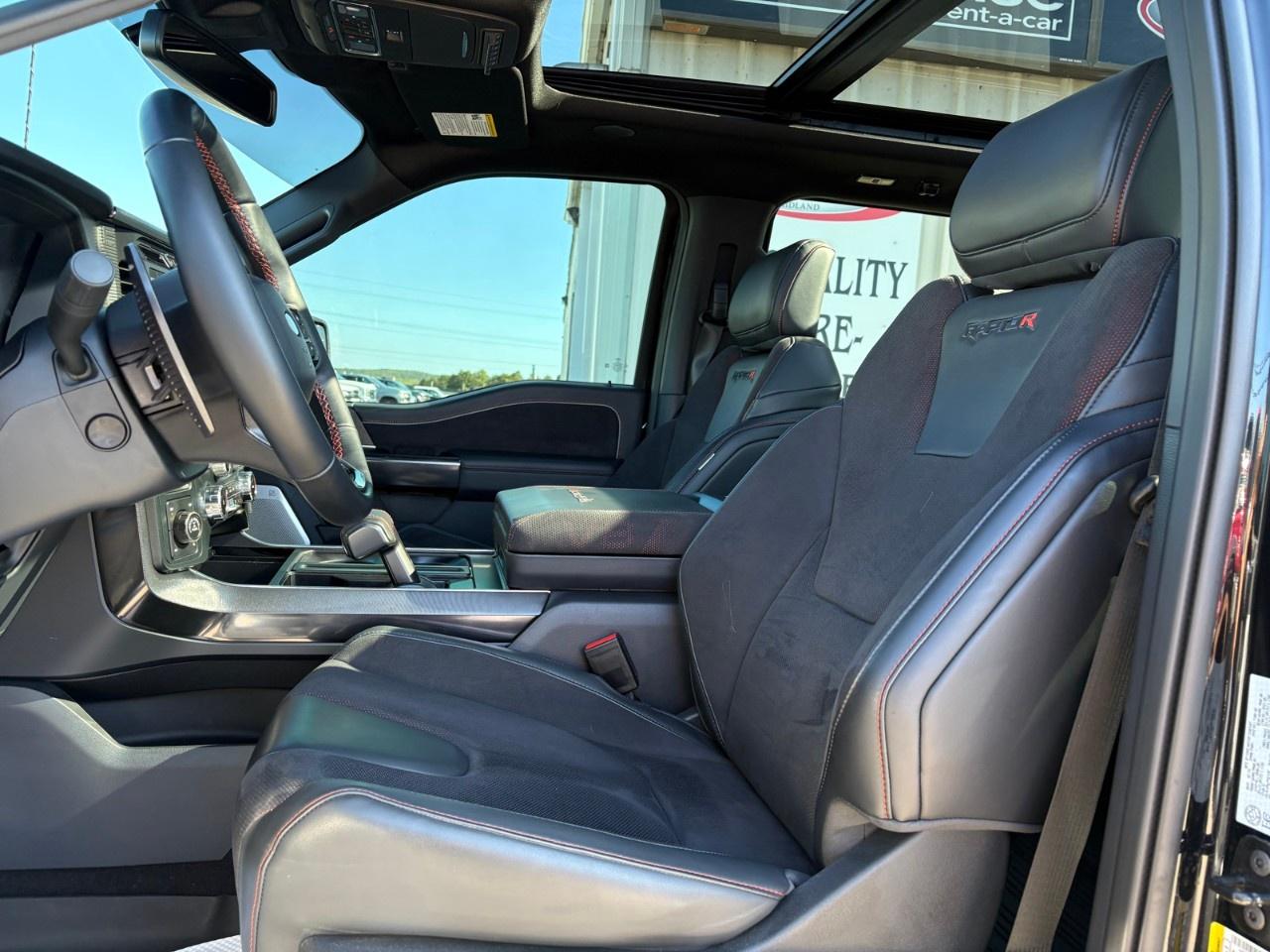 2025 Ford F-150 Raptor 4WD SuperCrew 5.5' Box Photo