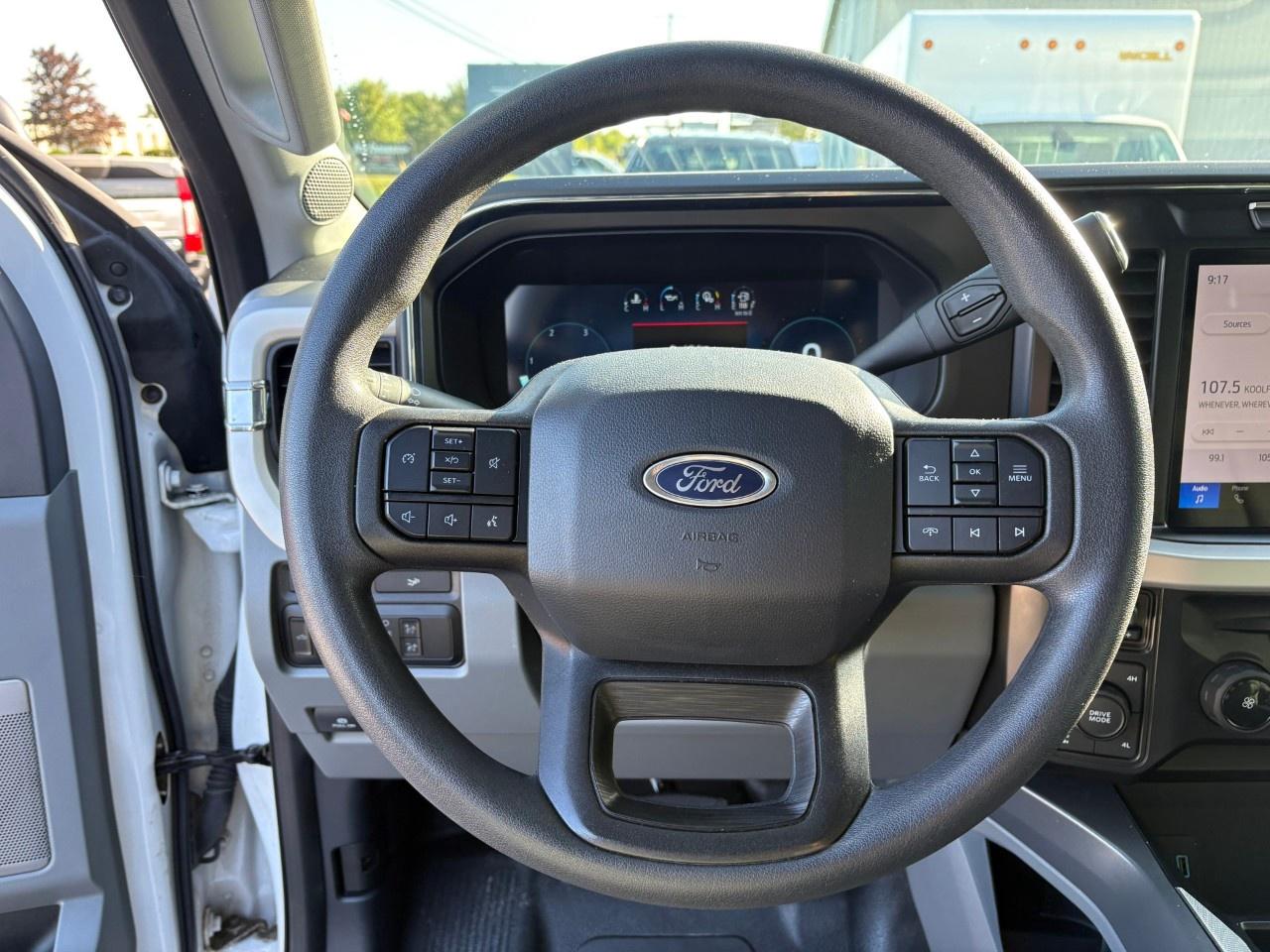 2024 Ford F-250 Super Duty SRW XLT 4WD SUPERCAB 8' BOX Photo