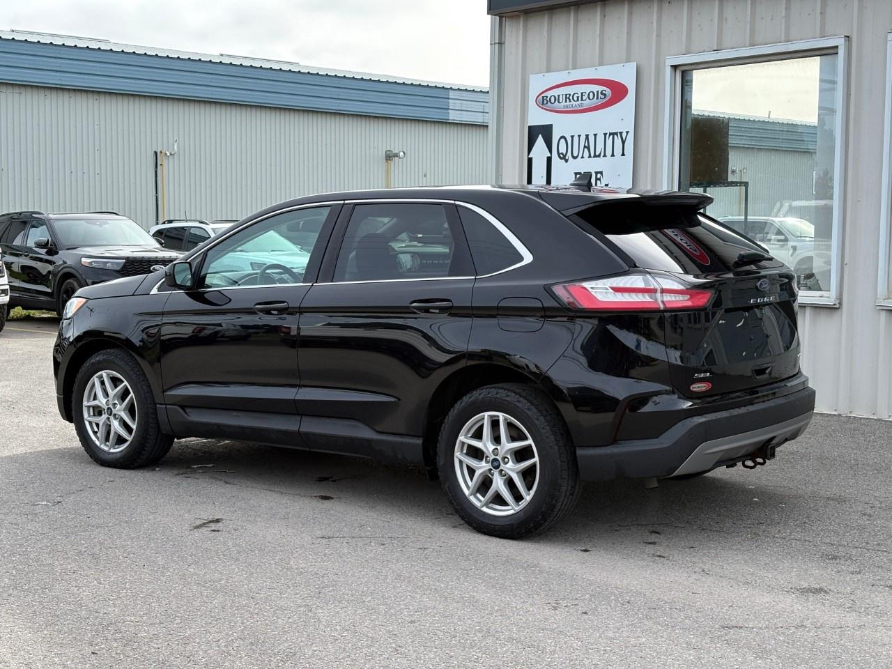 2021 Ford Edge SEL AWD Photo