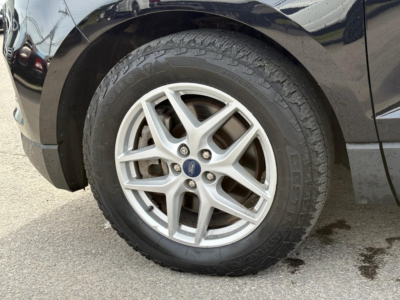 2021 Ford Edge SEL AWD Photo