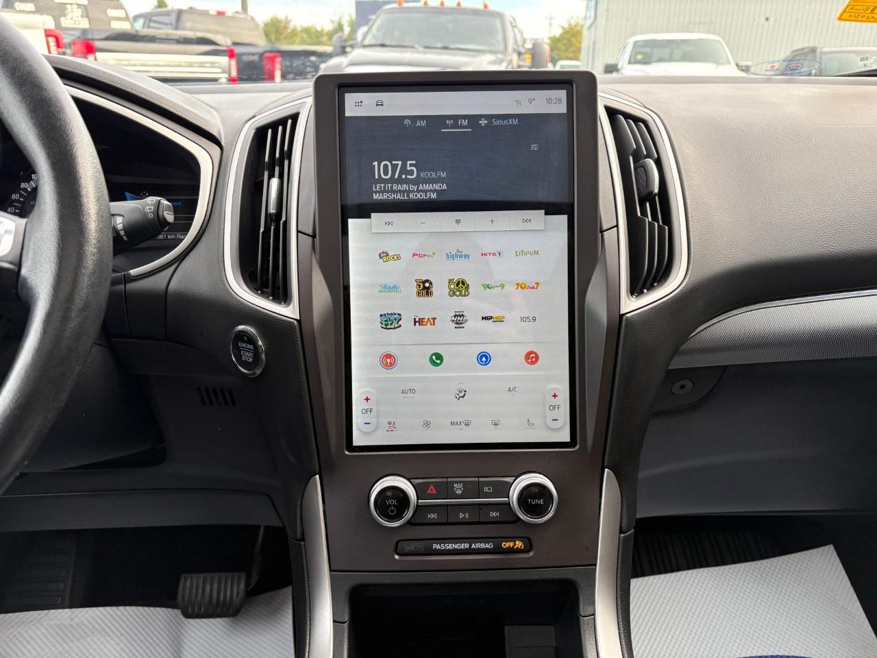 2021 Ford Edge SEL AWD Photo