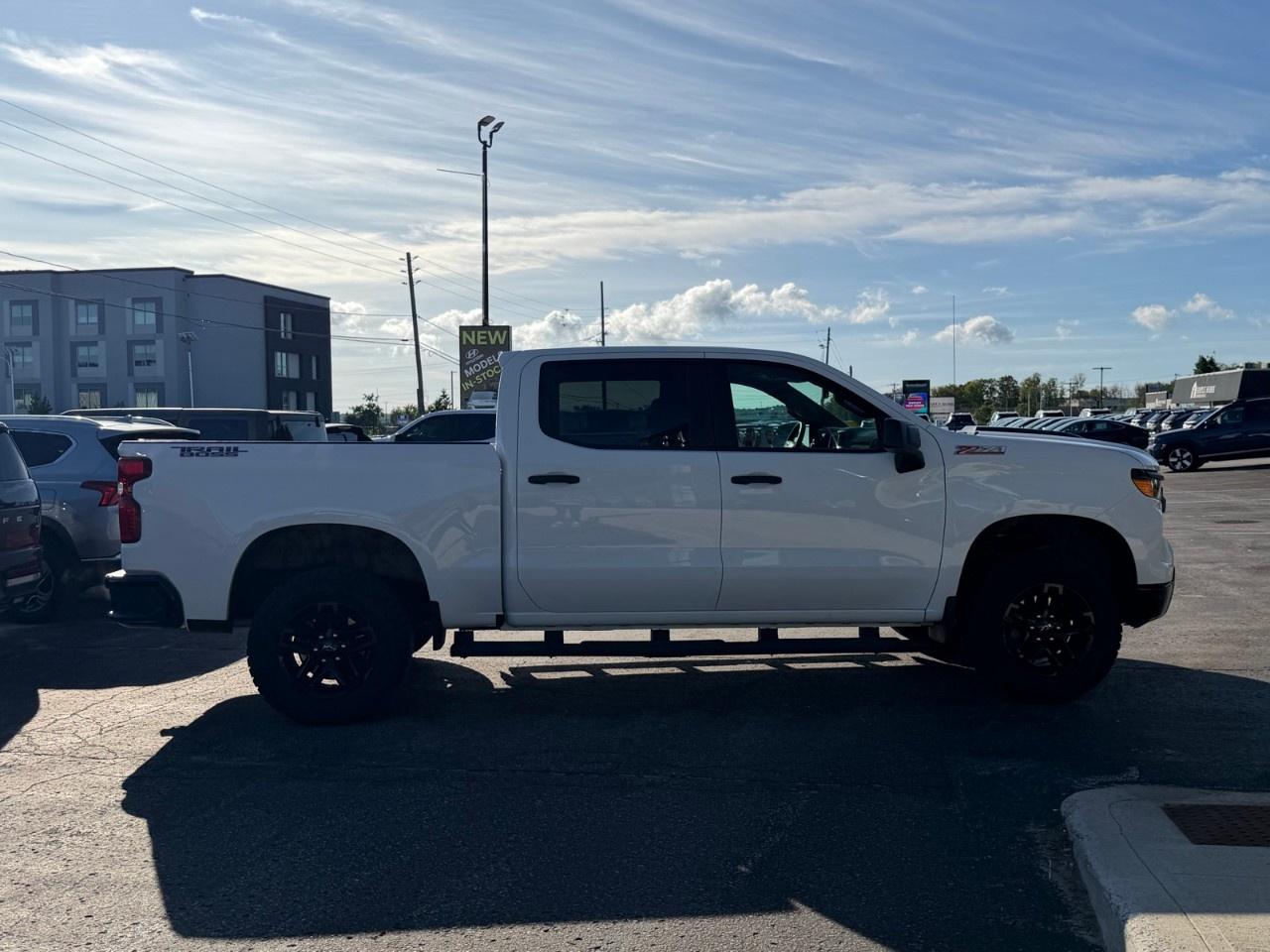 2024 Chevrolet Silverado 1500 Crew Cab Short Box 4-Wheel Drive Custom Trail Boss Photo