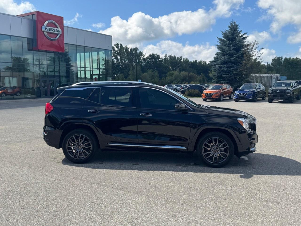 2024 GMC Terrain AWD Denali Photo5