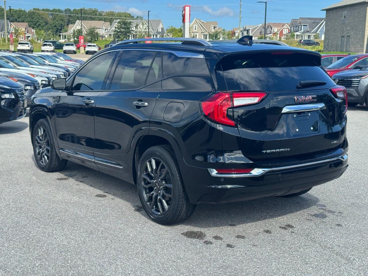 2024 GMC Terrain AWD Denali Photo